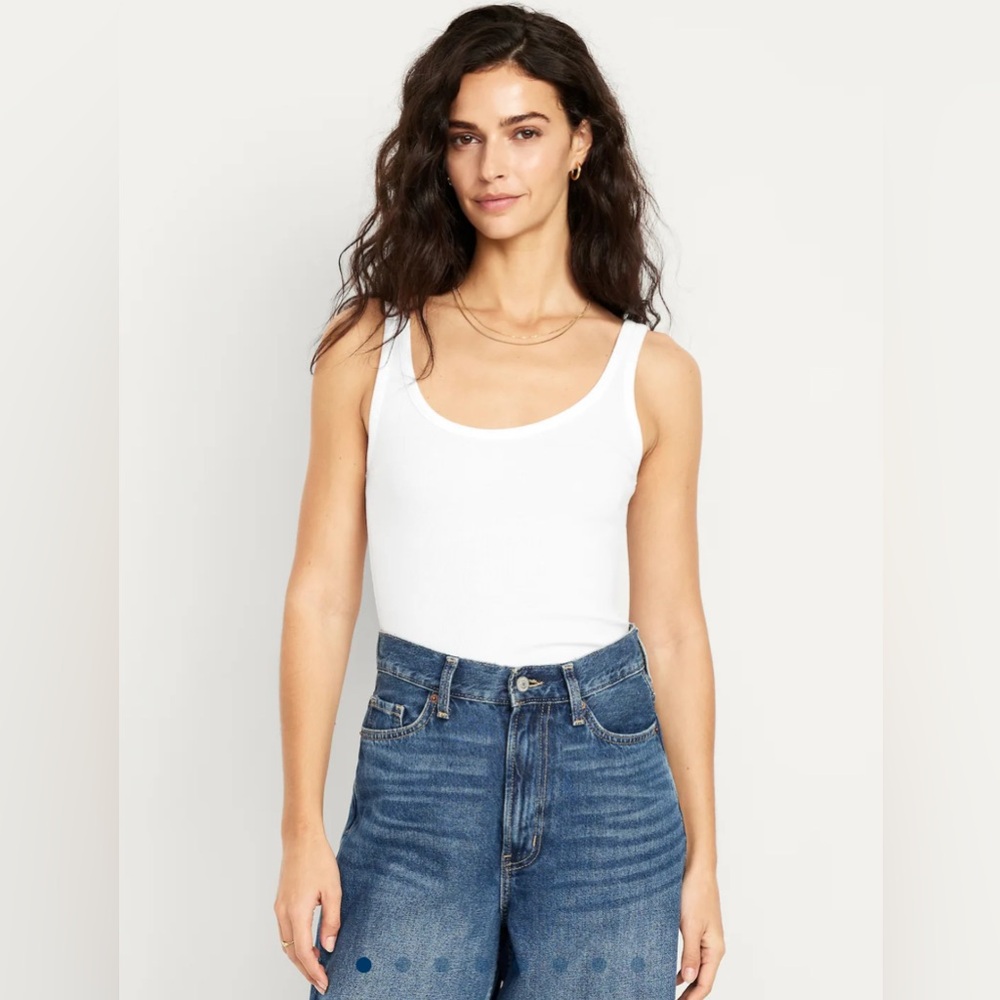 🆕 RESERVED E4L Old Navy Women’s First-Layer Ribbed Scoop-Neck Tank Top XL 16-18 - Picture 3 of 15